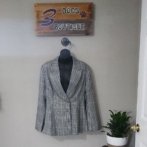 Alexia Admor Classic Gray Checkered Blazer